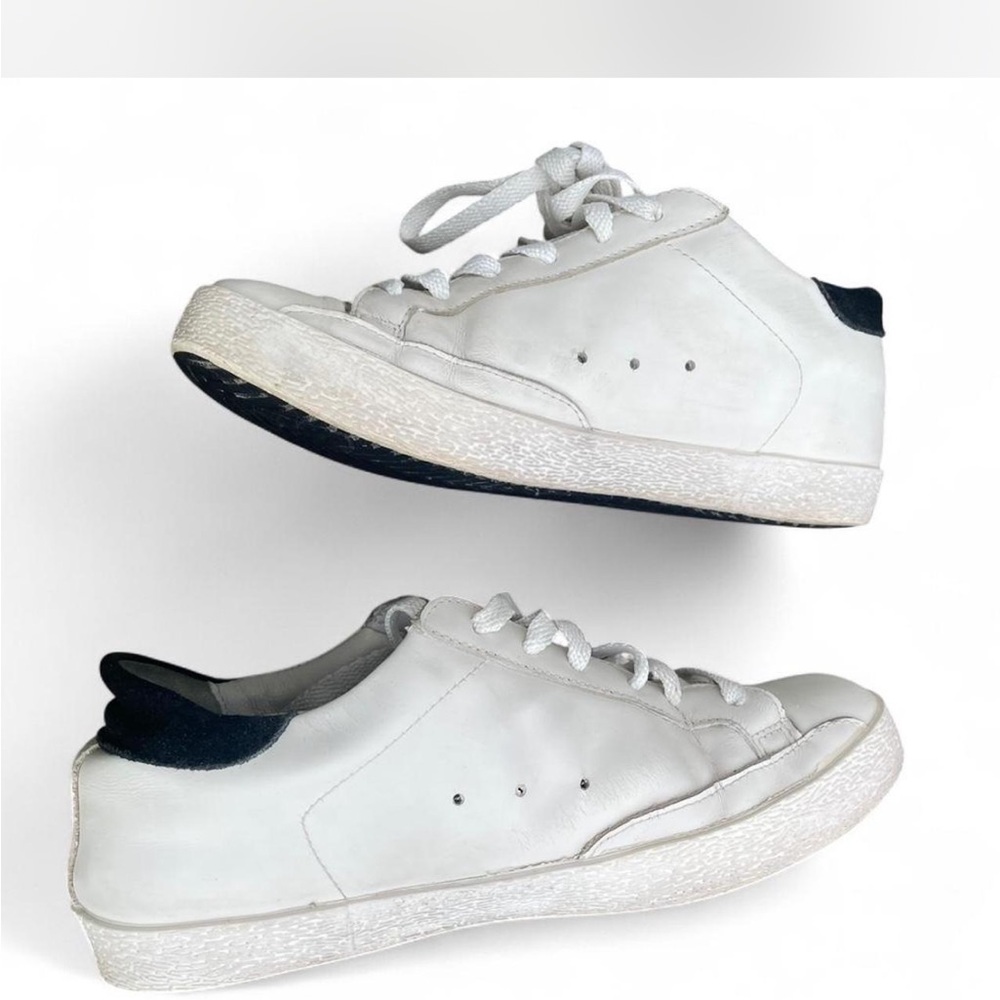Golden Goose - Picture 2 of 11